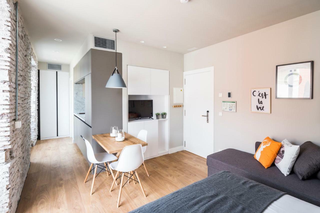 Rice Eleven Rooms Burgo Екстериор снимка