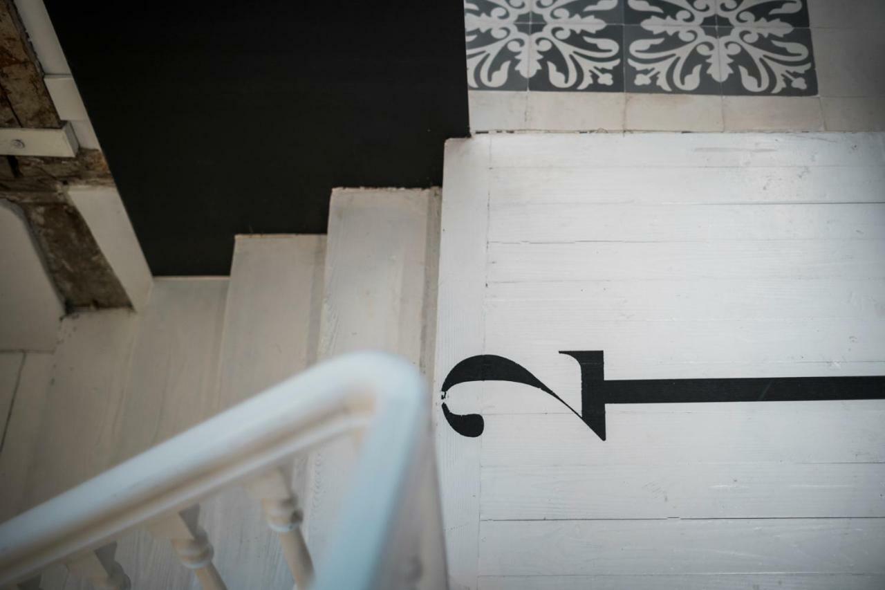 Rice Eleven Rooms Burgo Екстериор снимка